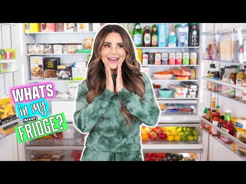 Whats In My GIANT Fridge?!