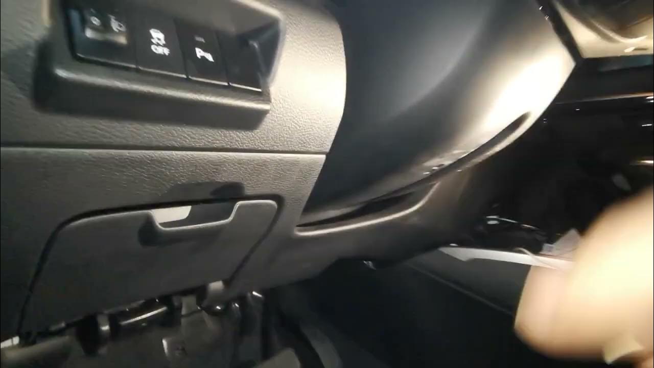 Suzuki XL7, Suzuki Ertiga 2018+ hộp cầu chì trong xe (inside fuse box