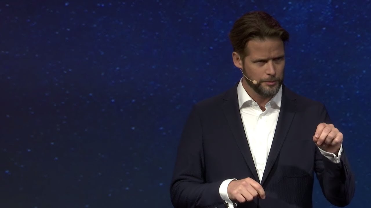 Healthcare's metaphorical truths; Breaking protocol to build heroes | Pieter van Eijsden | TEDxBreda