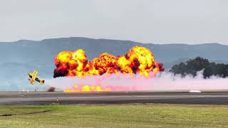 Perfect stunt performed by Paul Bennet at Air Show 📷💨 #wingsovershellharbour #australia #aviation