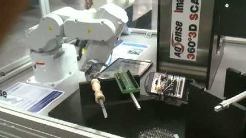 LabVIEW and CompactRIO controlling KUKA robot arm.MOV