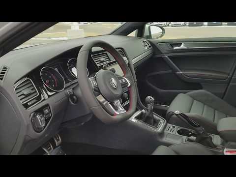 2018-vw-gti-se-with-manual-transmission