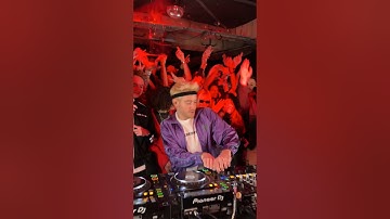 The BEST DJ intro ever?