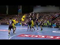 【ハンドボール】驚愕！キーパーが一流選手のシュートをキャッチした瞬間がもはやおもろいw【Handball】