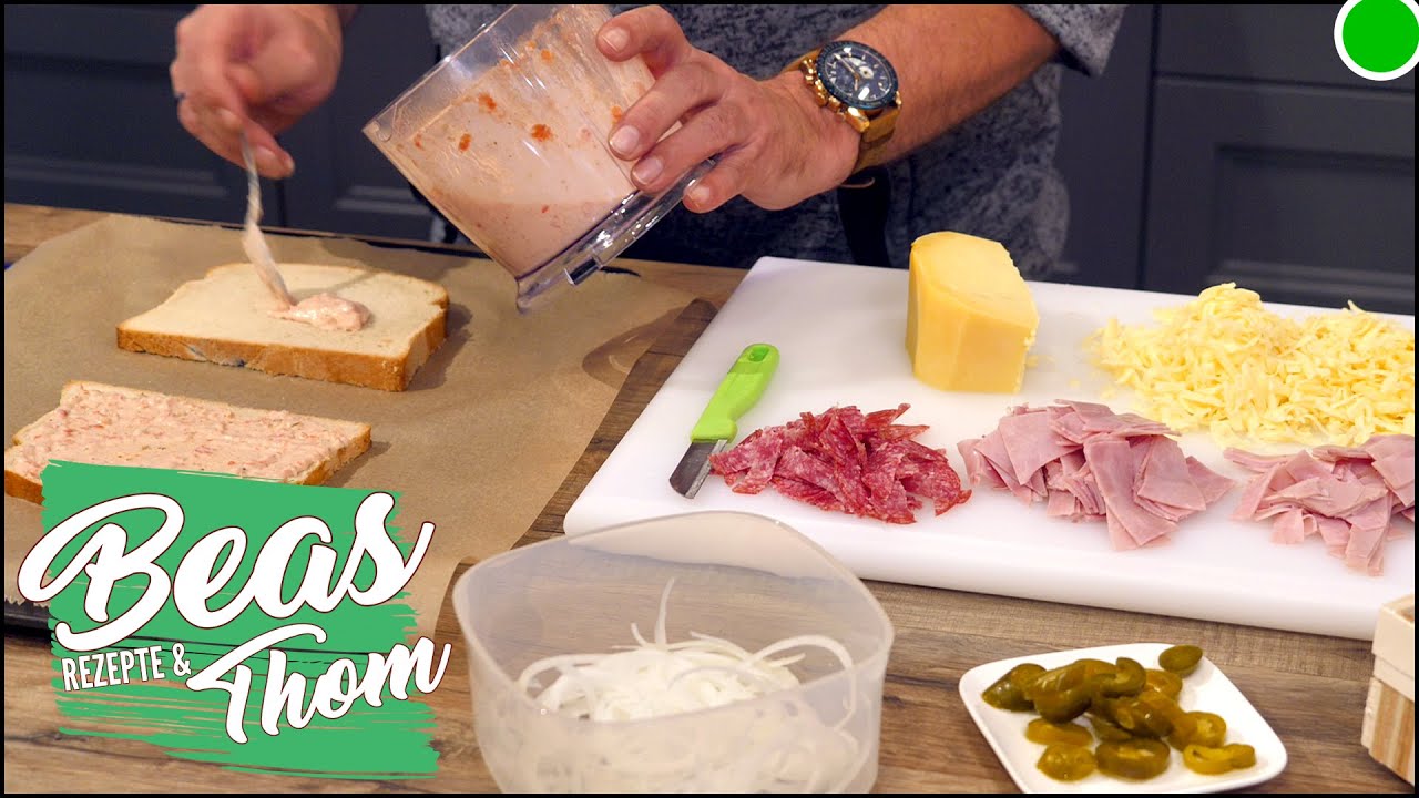 Toast Pizza Diavolo 👹 Rezept zum Überbacken mit Käse