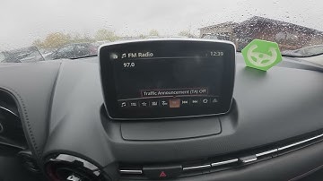 Mazda CX-3 (2015-2022) – Verkeersberichten in- of uitschakelen