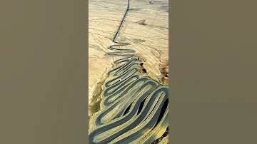 Hairpin Turns Road Xinjiang Chaina