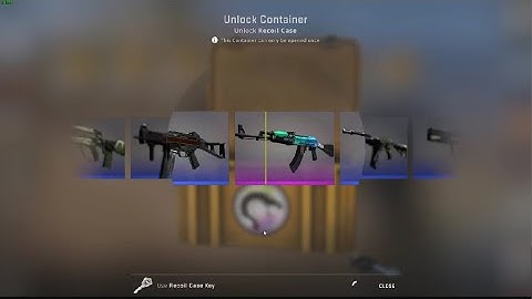 Opening CSGO case everyday until I get Gloves (Day 9)