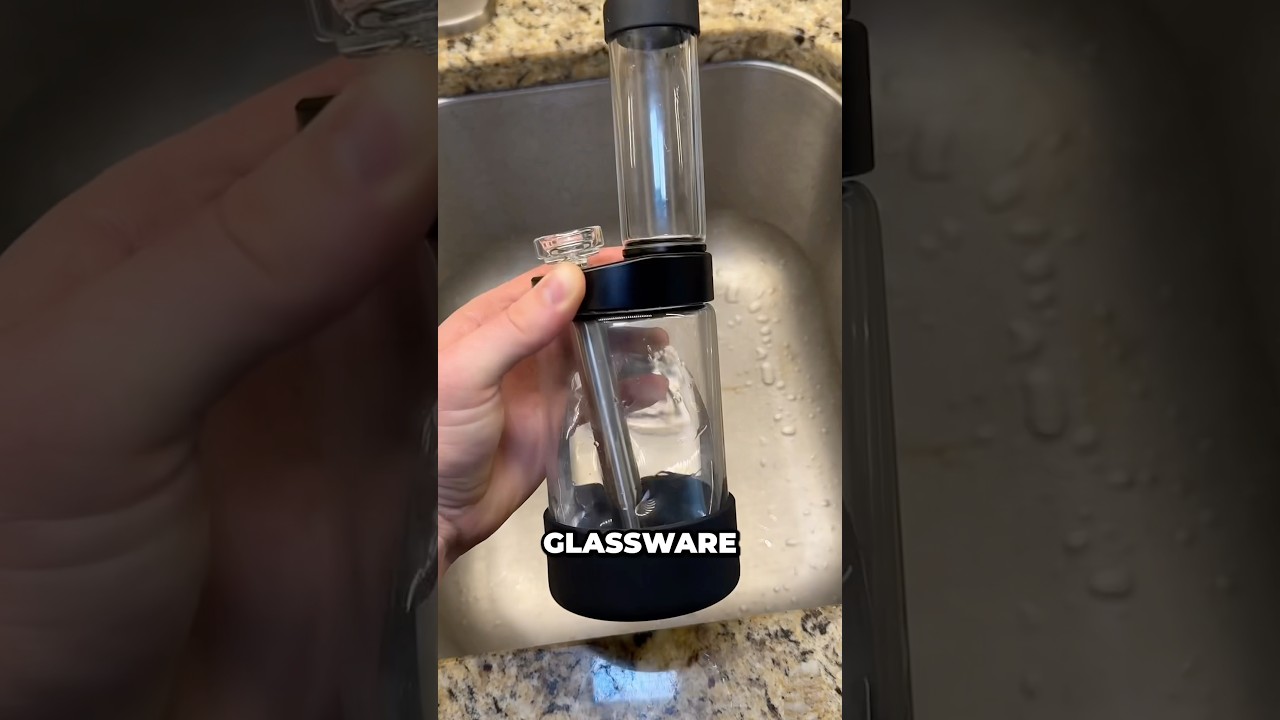 Easiest bong to clean? 🧼 💨🤘🏽