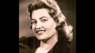 Mualla Mukadder - Talihin Elinde Oyuncak Oldum