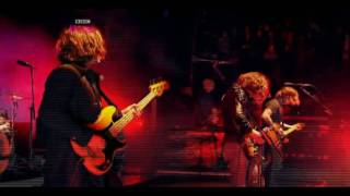 Arctic Monkeys - Brianstorm - Live at Reading Festival 2009 [HD]