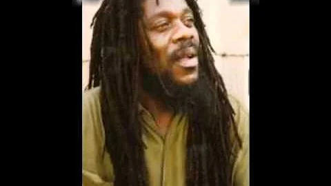 Dennis Brown  Ababa Jahni