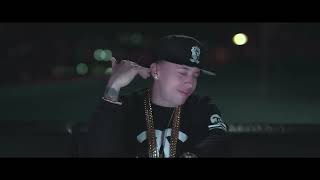 Nicky Jam ft. De La Guetto - Sufrir (Official Music Video)