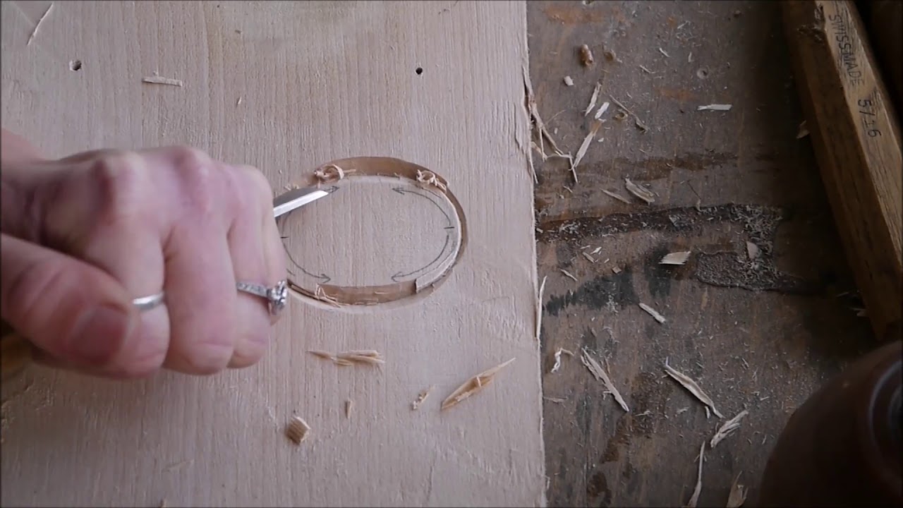 How to carve curves for letters and numbers, Sarah Goss wood carving