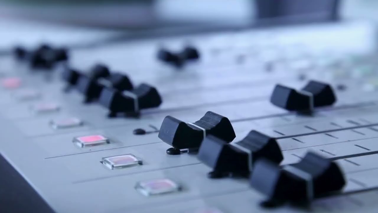 SIAMO ON AIR - LIGHTHOUSE RADIO, OLTRE LA RADIO