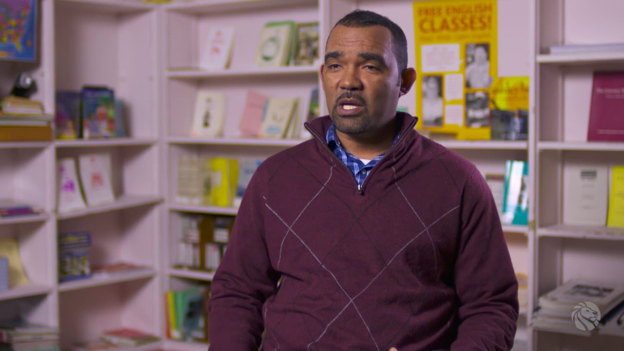 Ep. 24 "I Would Like My Children to Speak English" | Library Stories