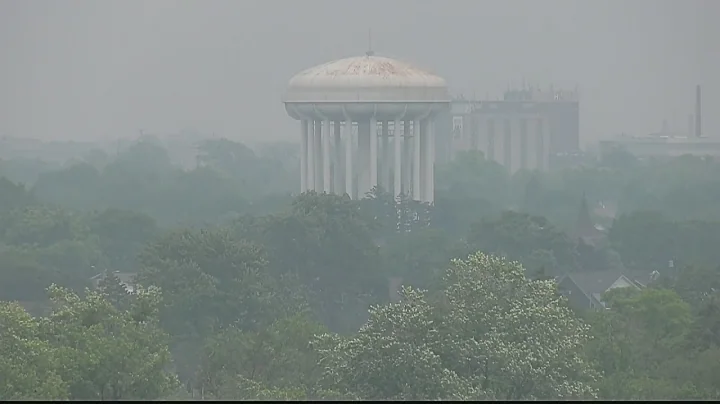 Smoke-filled skies over Windsor-Detroit area from wildfires