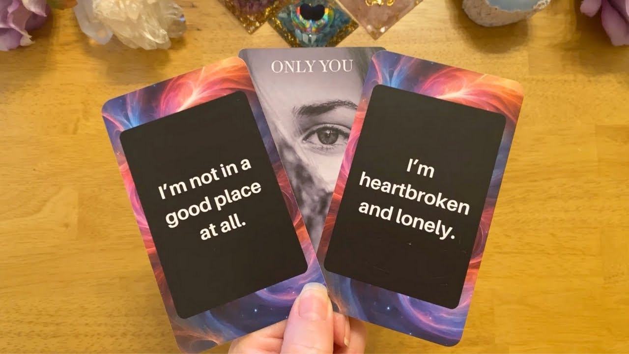 SOMEONE IS CRYING OVER YOU & WANTS YOU BACK! 😭 (COLLECTIVE LOVE TAROT READING) 🩷 1111