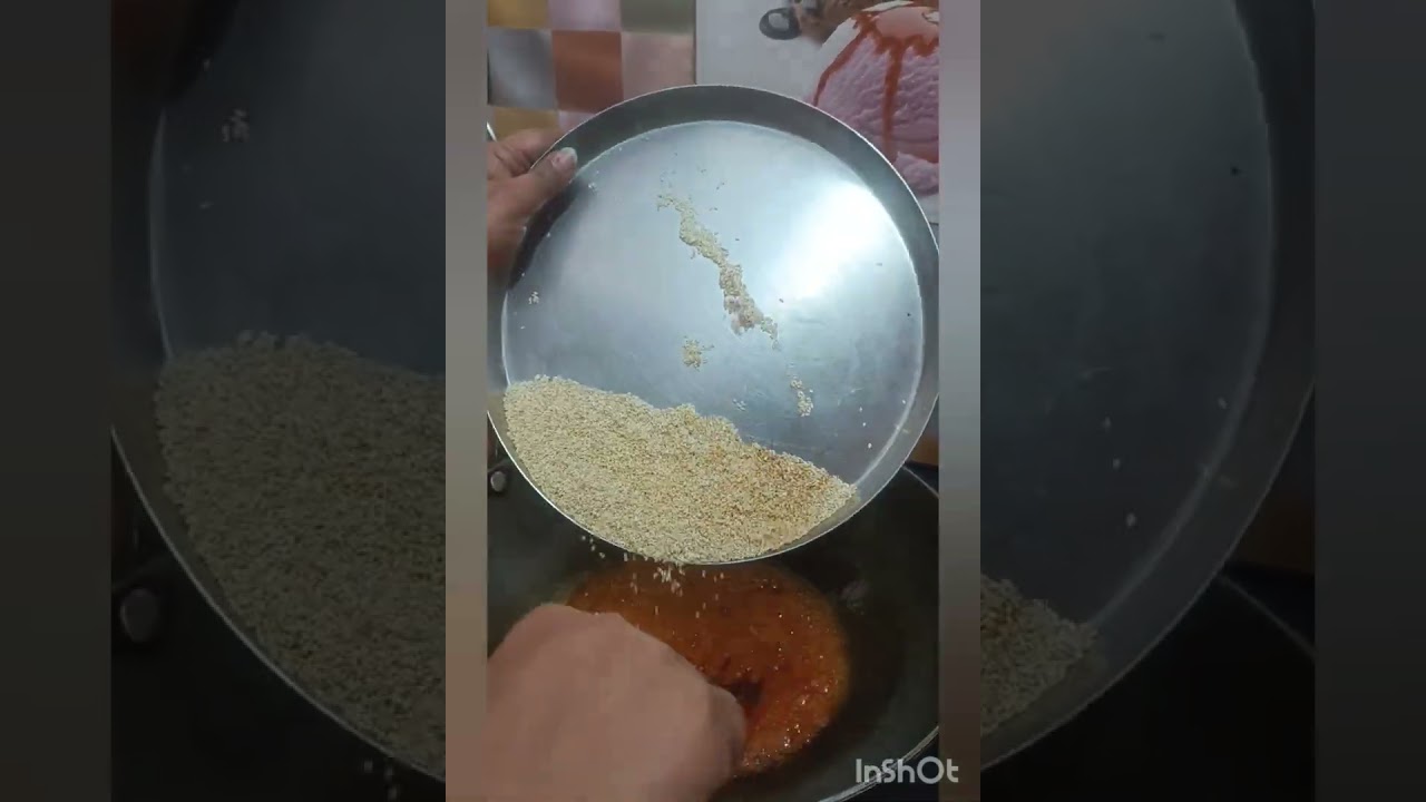 Happy Makar Sakranti..... Til or gud ke ladoo.... Kanha ji ke liye parshad.... 🙏🙏🙏