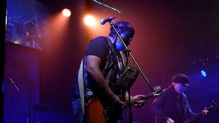 Alvin Youngblood Hart - How Long Before I Change My Clothes/Motivational Speaker - Acapela -23 Jan19