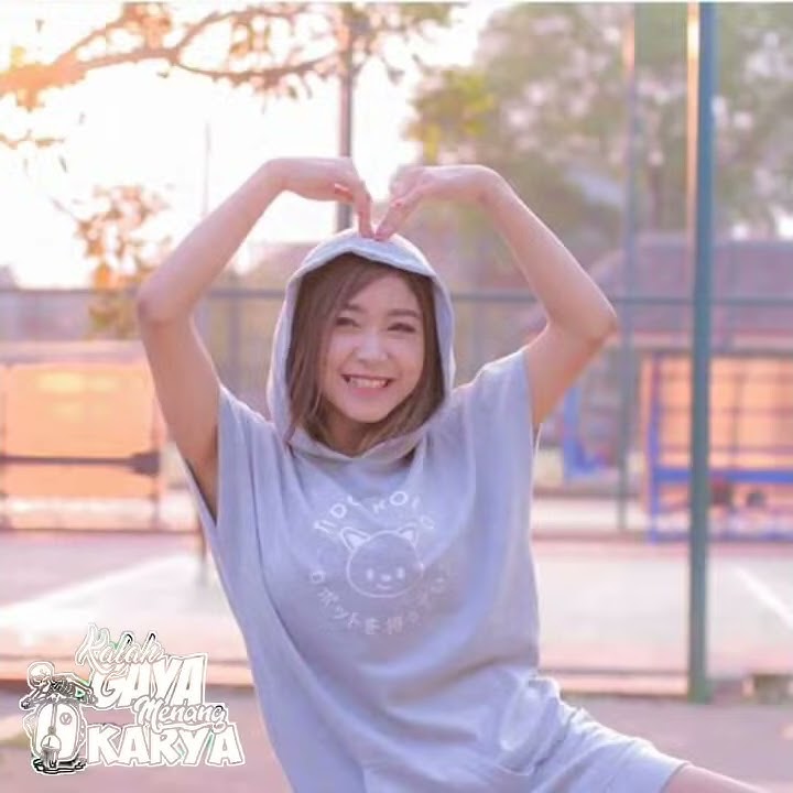 Story wa viral cewek cantik anti corona😊