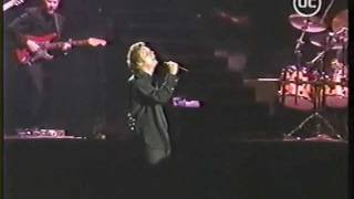 Video thumbnail of "Luis Miguel - Historia de un amor - Chile 2002"