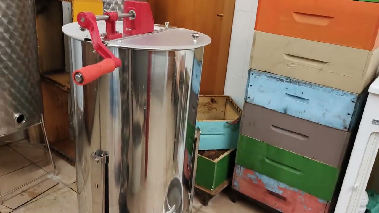 Vi presento VEVOR Honey Extractor: pratico e funzionale😉https://s.vevor.com/bfRE6S Coupon: VEVOR5OFF