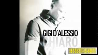 Video thumbnail of "Gigi D'Alessio A voglia e ce vasa' (Album Chiaro 2012)"