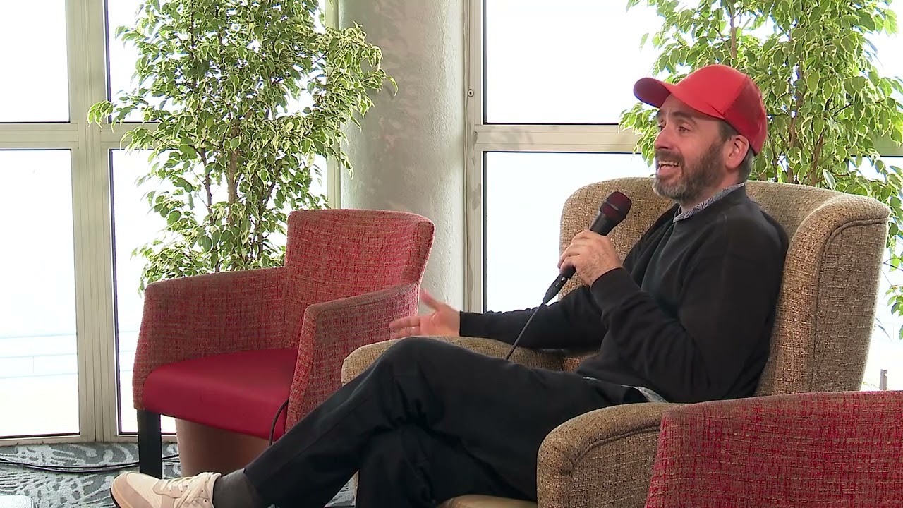 Interview de François Pirot pour le film "Ailleurs si j'y suis"