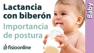 ¿Por qué es importante la postura en la lactancia con biberón?