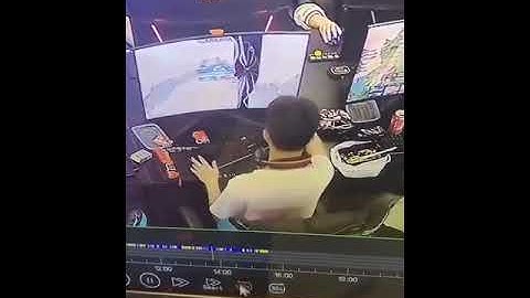 피씨방 모니터 깨고 몰래 나가는 방법