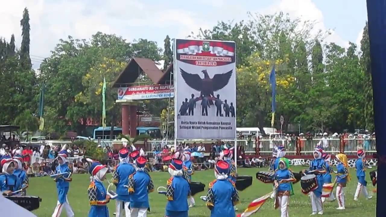 MARCHING BAND MTsN SUMBAWA 2016