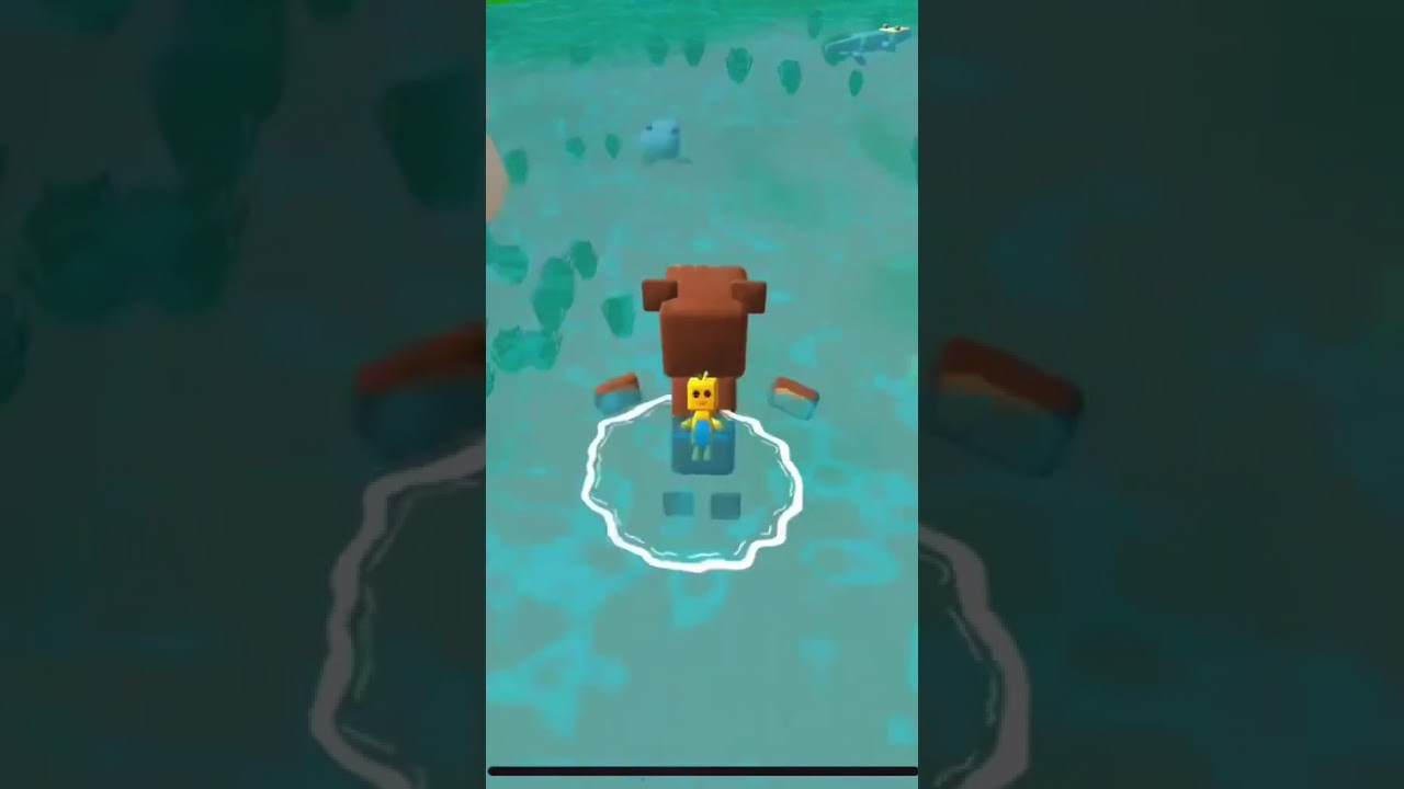 Play as a bear and discover colorful locations. 