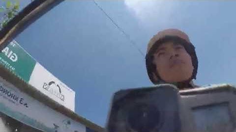 đức hậu vlog - troll thằng em uống nước ngọt pha nước mắm cực hài