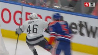 Blake Lizotte gives the Kings the lead with his first career playoff goal.