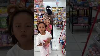 Di Kejar Bocil Minta Mainan