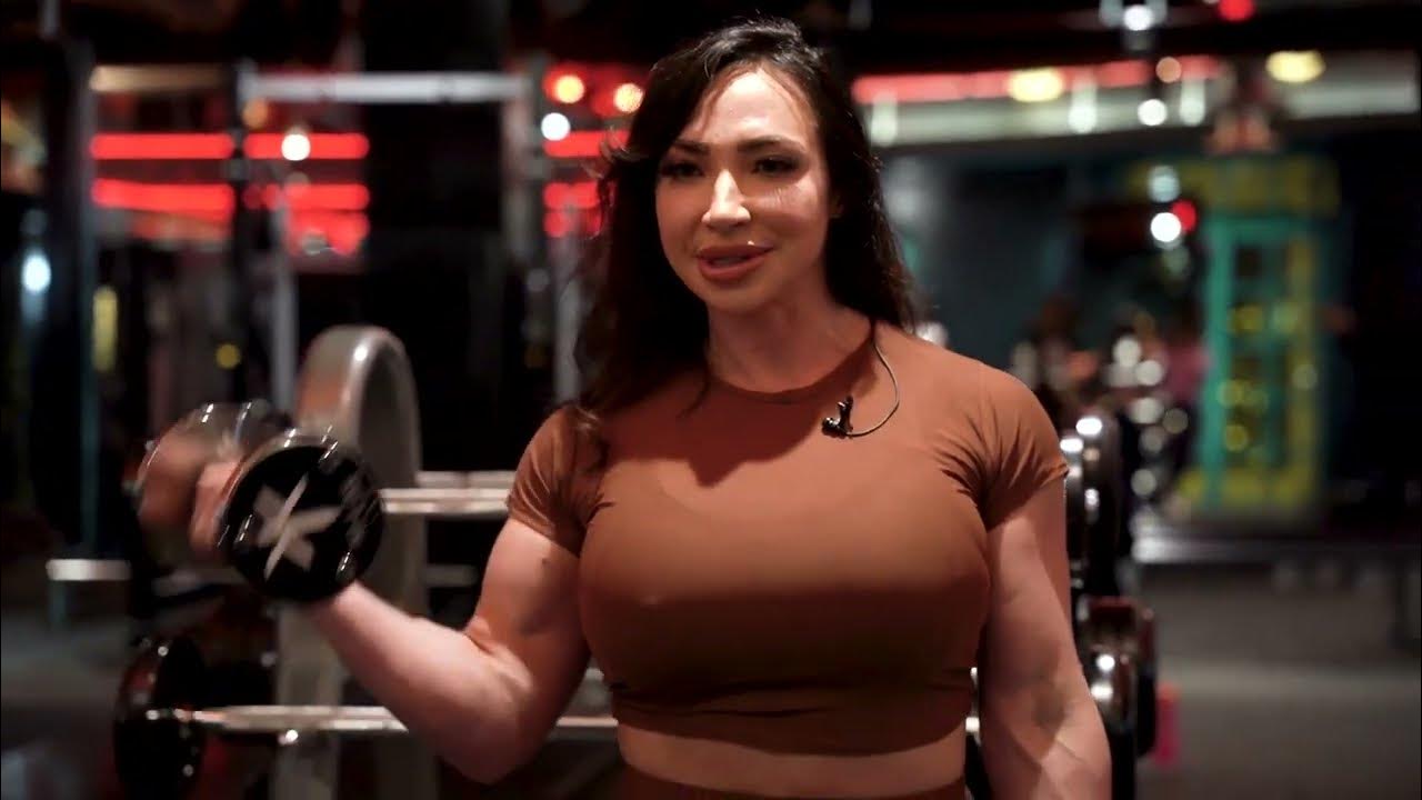 Bicep Curl Superset with Entertainer Brandi Mae YouTube