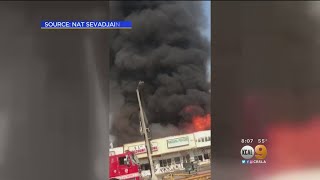 5 Firefighters Hurt Battling Stubborn Blaze At Vacant Strip Mall