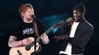 Ed Sheeran Performs \\