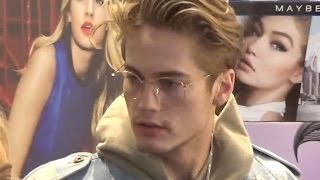 Celebrity Neels VISSER meets his French fans near Paris @ 5 march 2017 Monoprix Store / mars Net Worth