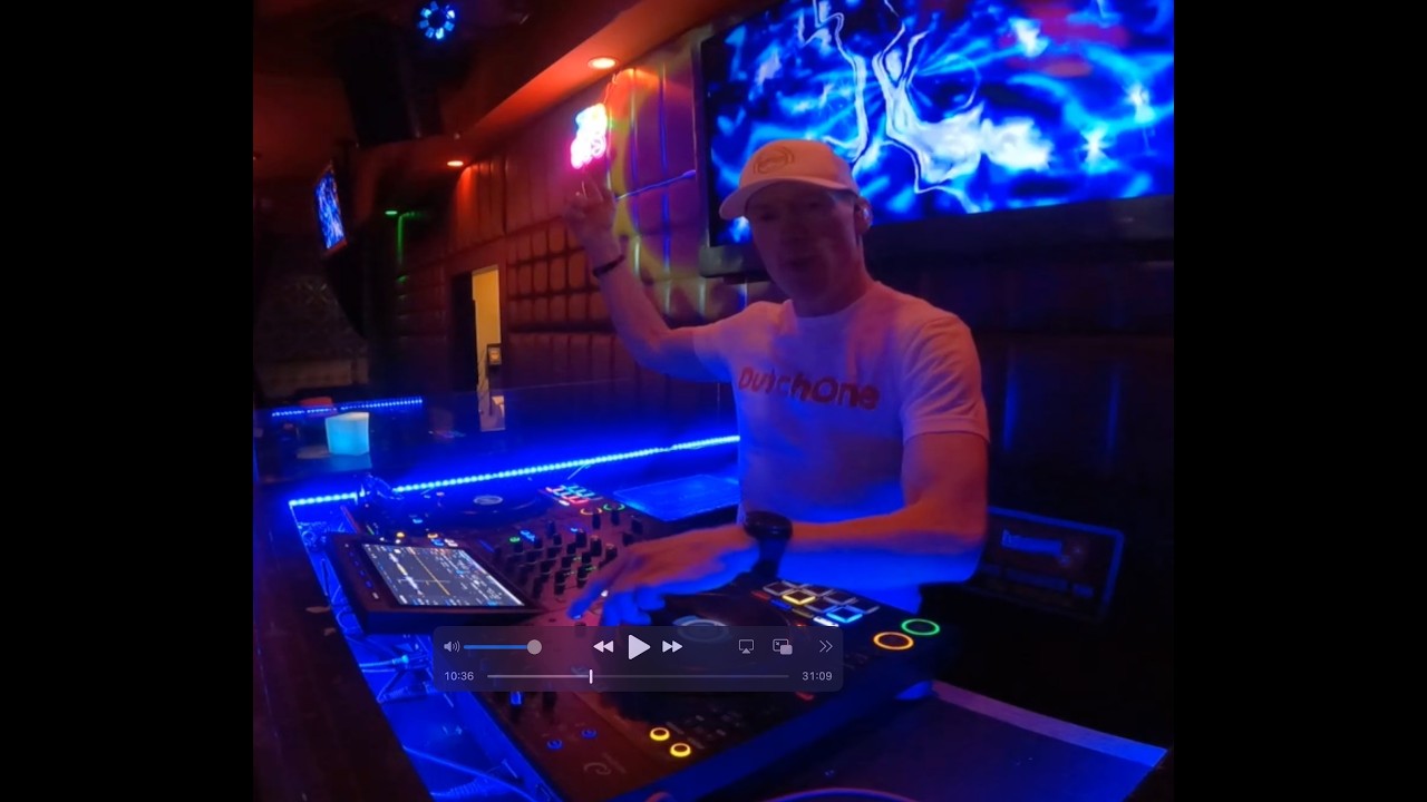 Techhouse Live DJ set @ACLounge San Diego. #dj #edm #techhouse #djlife #livedjset