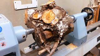 Woodturning a Sycamore Root..