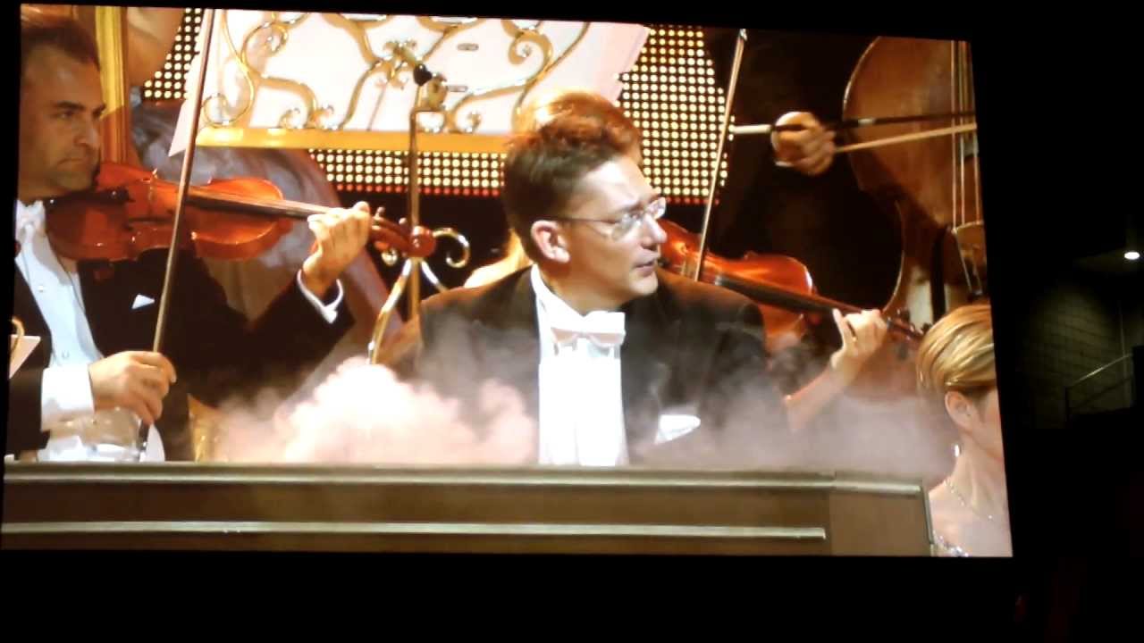 アンドレ・リュウ　セレナータ Andre Rieu San Jose Carillon - Xylophone speed contest - YouTube