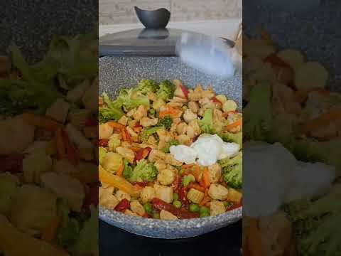 Тушёные овощи с мясом🔥#подпишись #food #еда #asmr #готовка #ужин #семья #youtube #shorts #tiktok