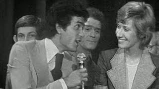Video thumbnail of "Gianni Nazzaro - Ne me parle pas d'amour / Non voglio innamorarmi mai (1972)"