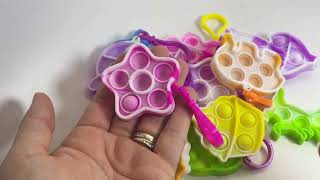 Mini bubble poppers with clip