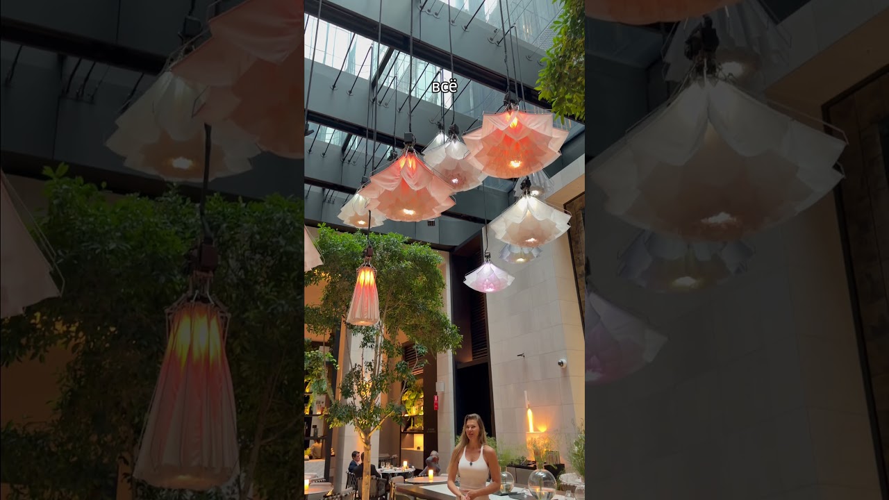 Идея для высоких потолков общественных интерьеров