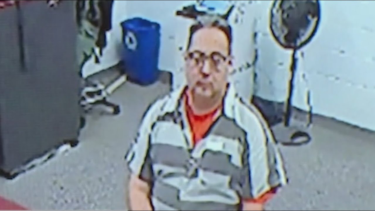 St Helens teacher pleads not guilty to new sex abuse charges - YouTube