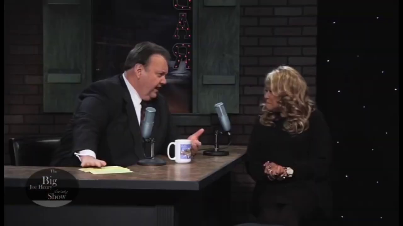 Ди Ди Шарп рассказывает о том, как она начала свою музыкальную карьеру — варьете «Большой Джо Генри»