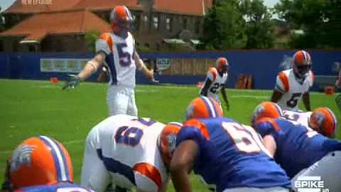 Blue Mountain State - Thad Castle headbutt